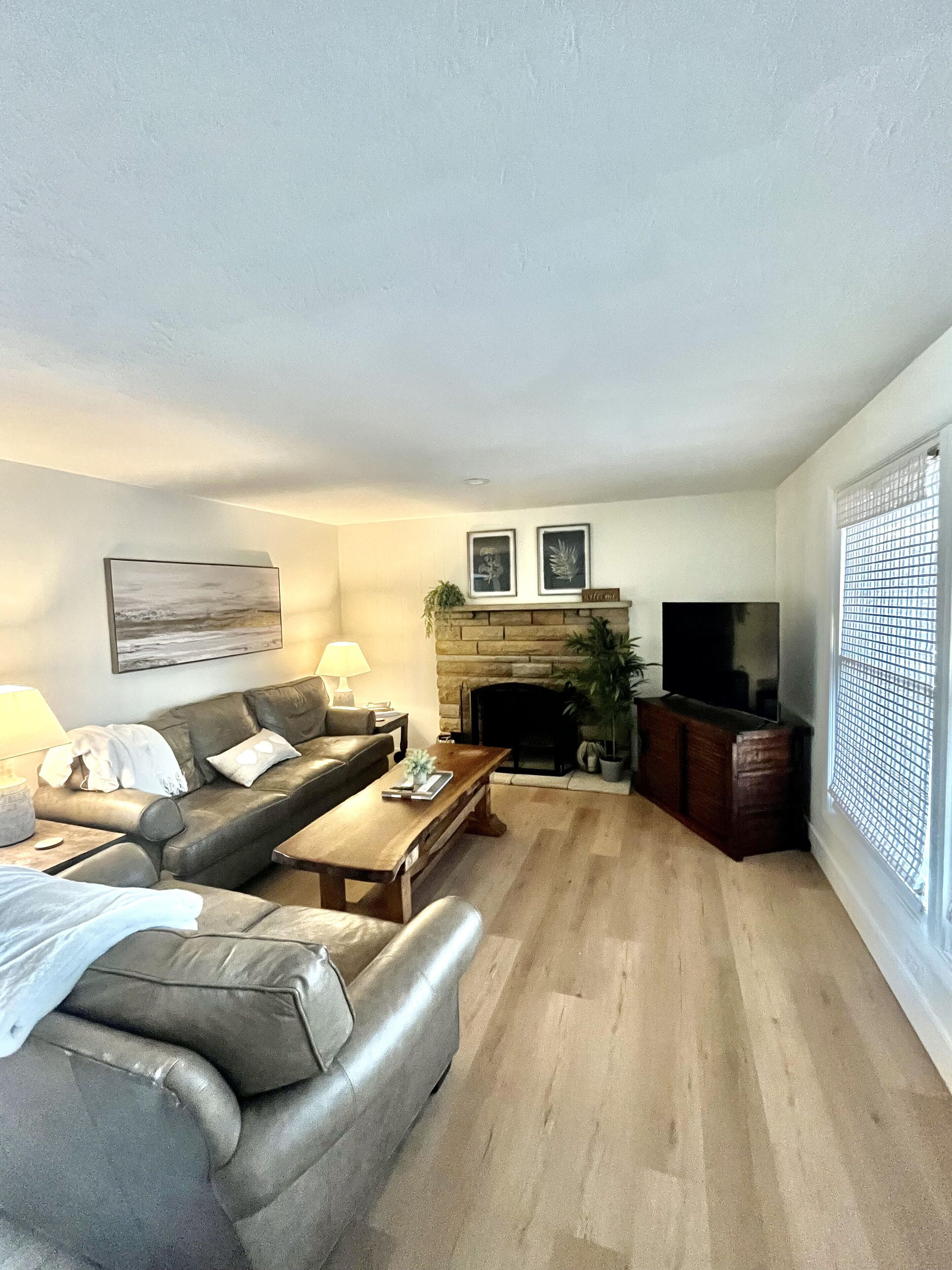 Best location in Ohio's wine country! Minutes to all wineries, Spire, & GOTL!