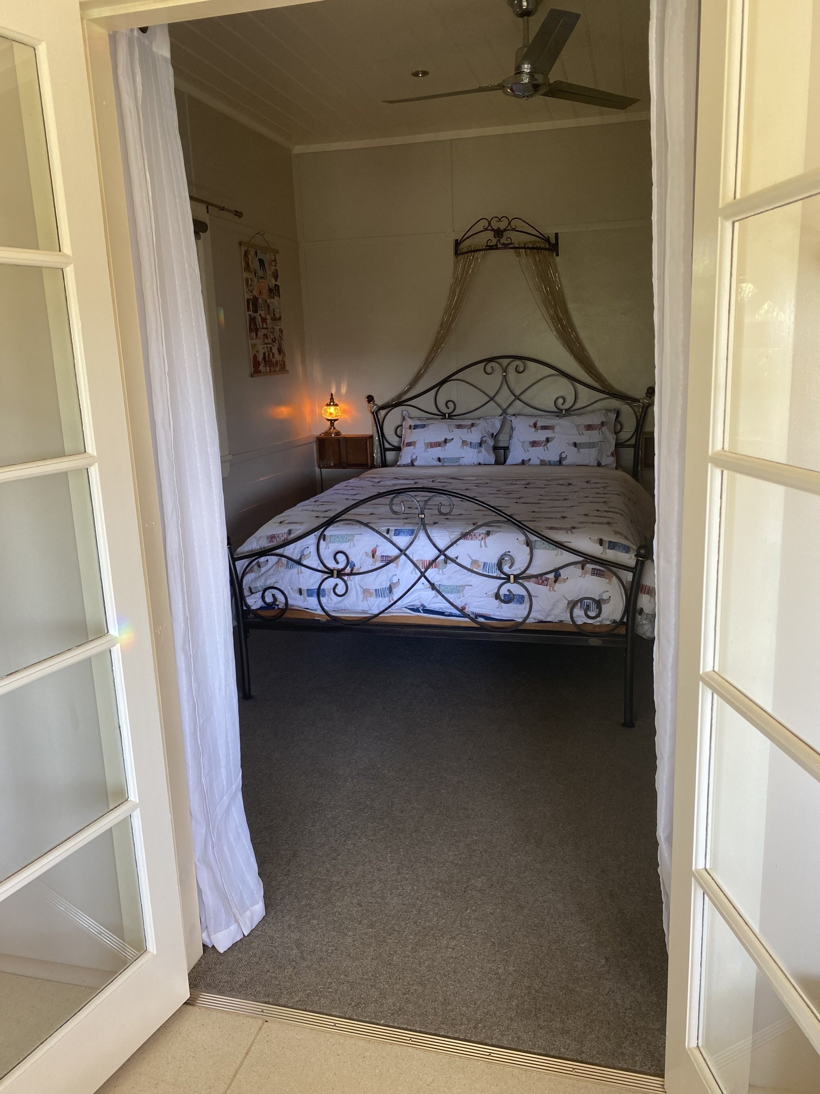 Welcome to Canowindra Country Cottage