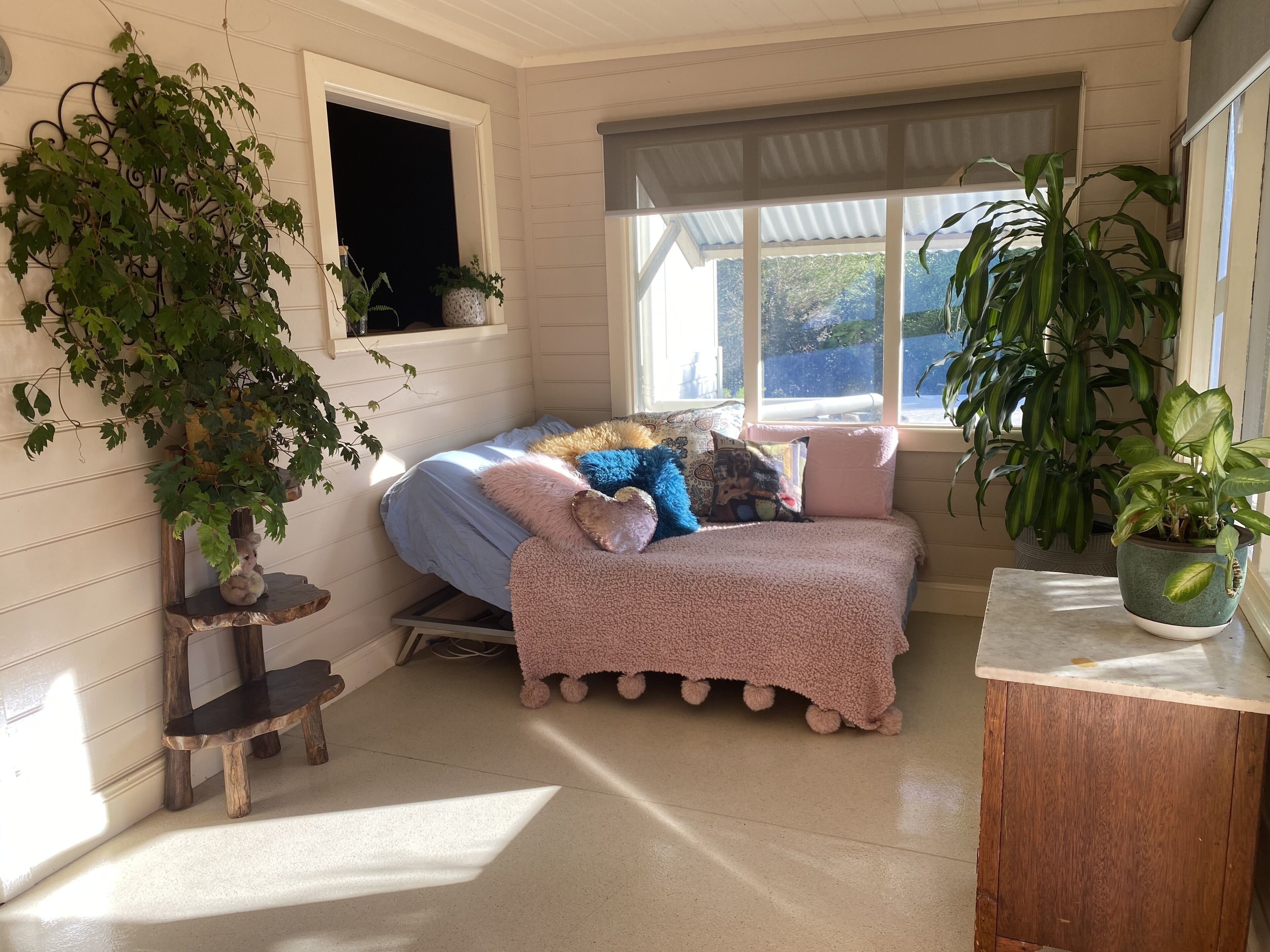 Welcome to Canowindra Country Cottage