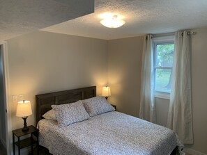 5 slaapkamers, een bureau, reisbedje, gratis wifi