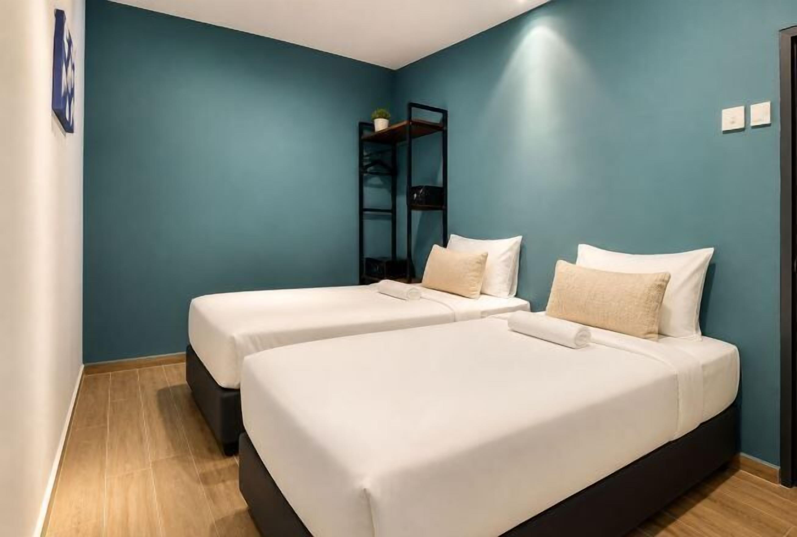 In-room safe, individually furnished, desk, laptop workspace