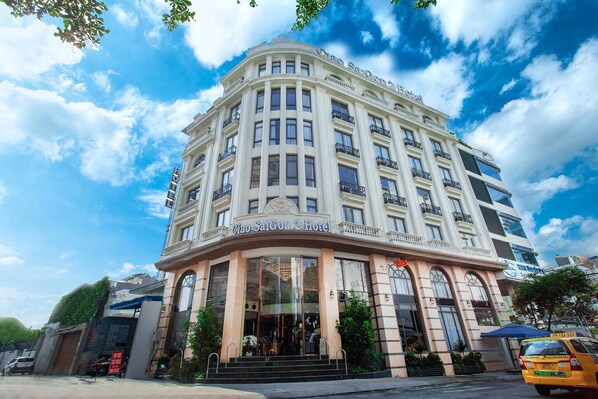 Front of property - Ciao SaiGon 2 Hotel (Ho Chi Minh City)