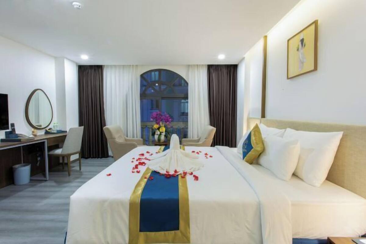 1 Schlafzimmer, Minibar, Zimmersafe, Schreibtisch