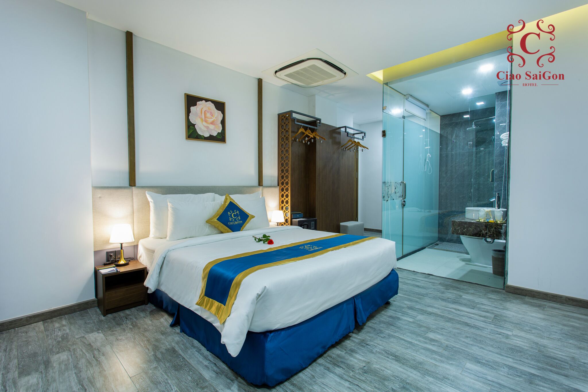 Minibar, in-room safe, desk, blackout curtains