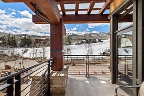 Unclassified image, 4 of 39, button - Ski-In/Ski-Out Snowmass Escape! Overlooking Base Village, Fireplace, Hot Tub, Balcony, W/D, Parking (Snowmass Village)