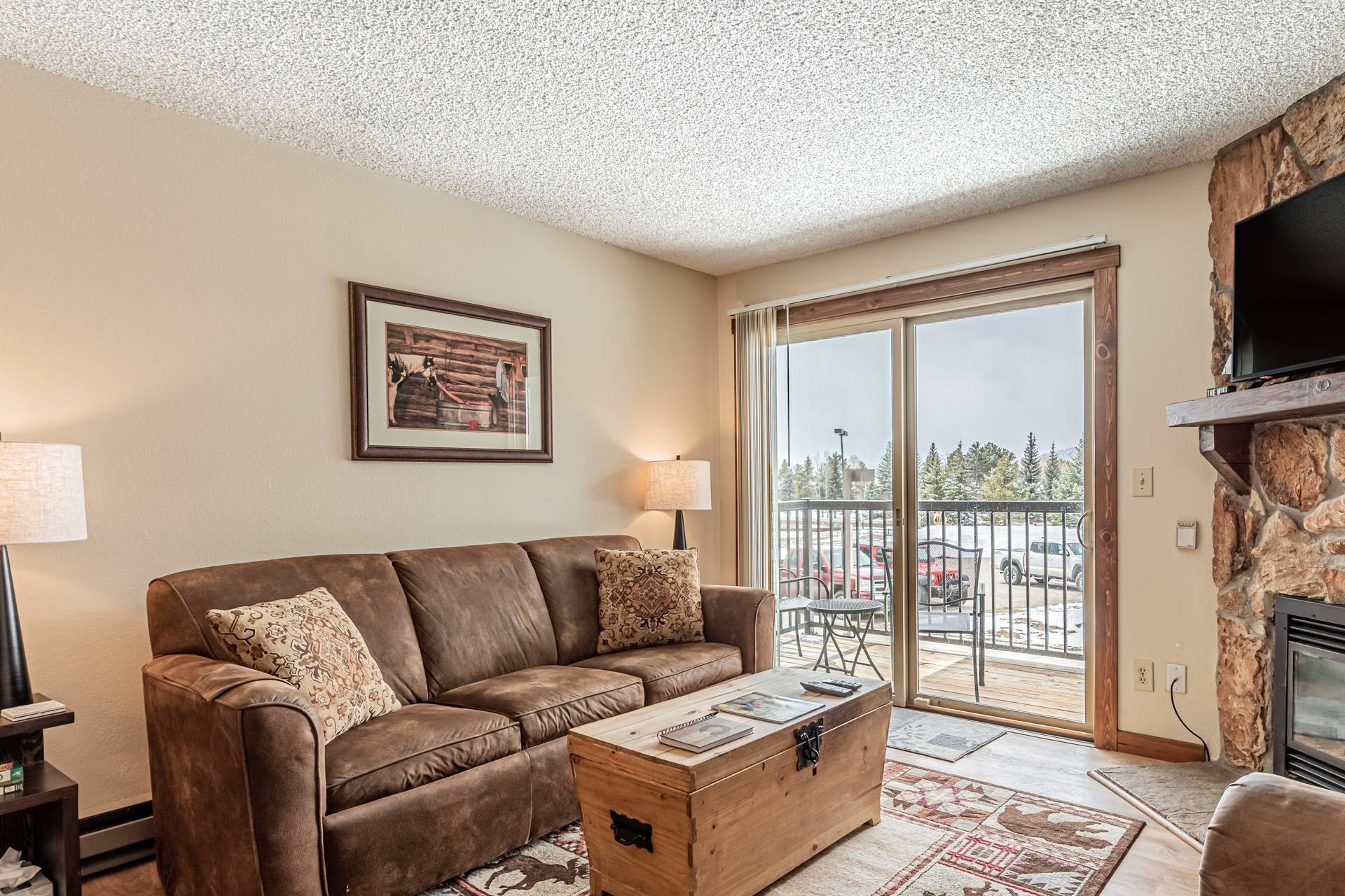 Give Thanks for Deals! 10% off stays November only!