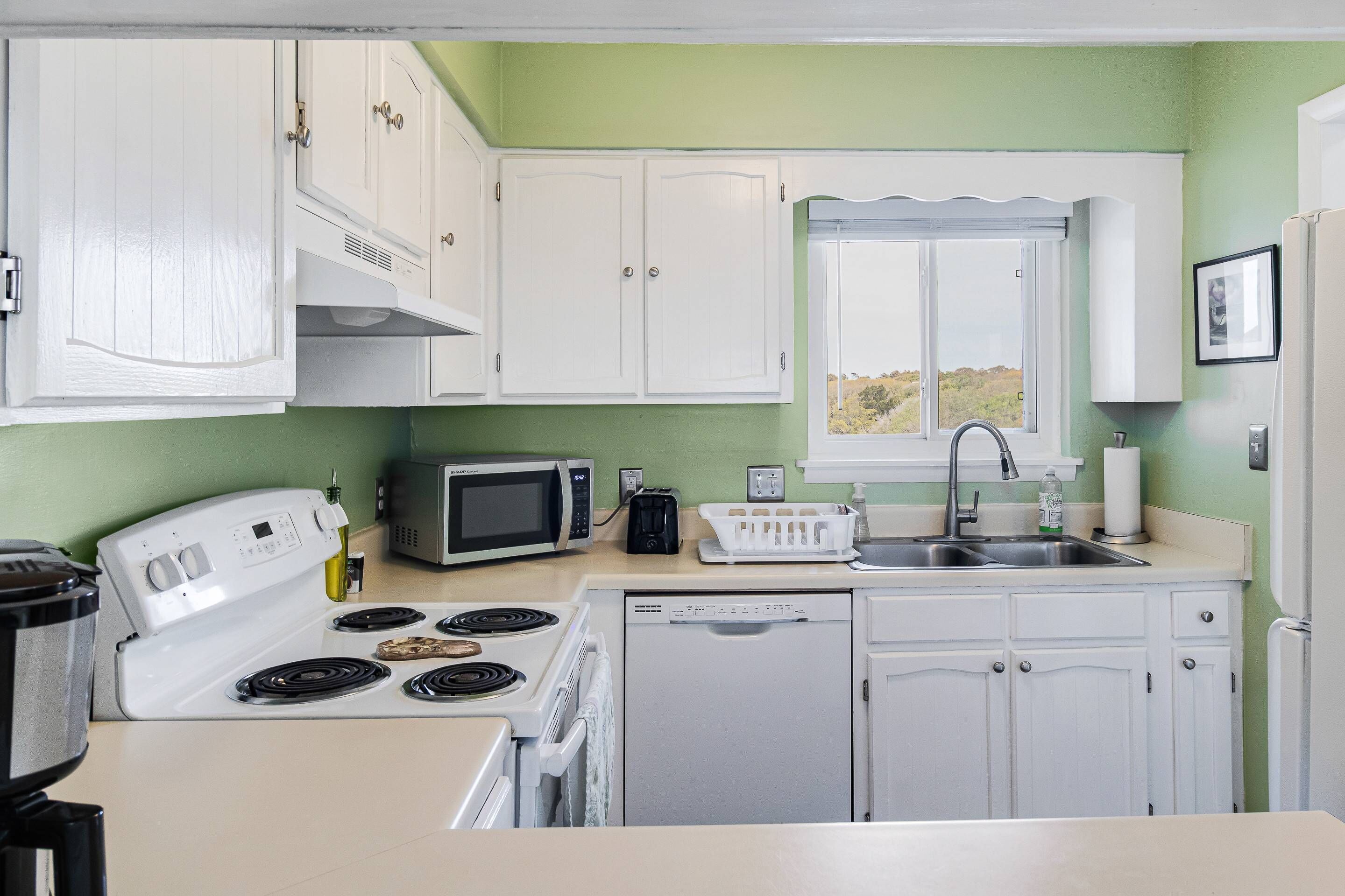 Amazing Ocean Views from 2 Bedroom Condo w/ Pool. Enjoy Playa Tortuga at The Oak Island Beach Villas