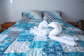 Room | Premium bedding, down comforters, individually furnished