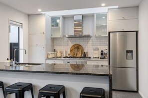 Fridge, microwave, oven, stovetop - Winchester Haven - Family Home (Christchurch)