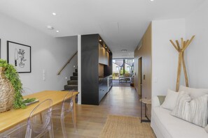 TV - Central City Latimer (Christchurch)