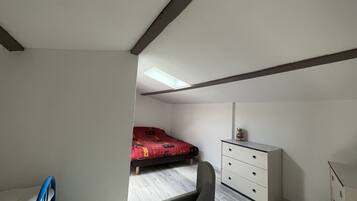 2 chambres, fer et planche Ă repasser, Wi-Fi gratuit