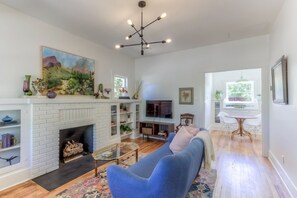 Téléviseur connecté, foyer