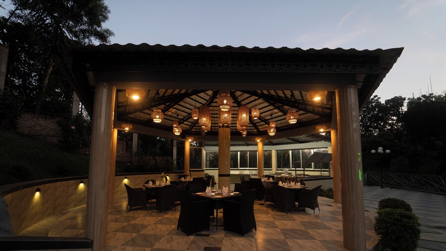 Paragon Hotel and Resort