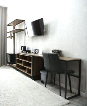 Deluxe Room | Living area - Urban Hotel (Bishkek)