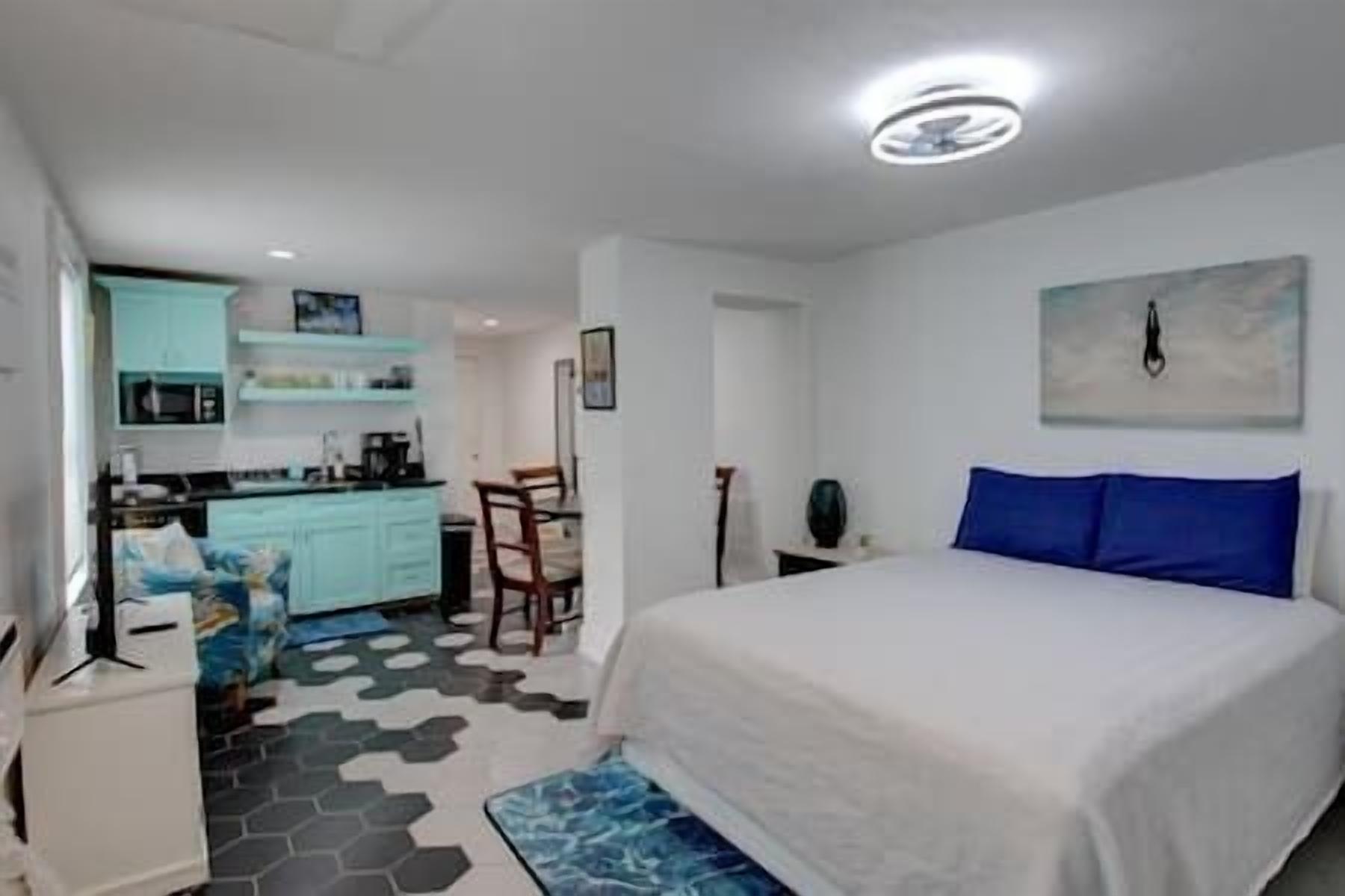 For a quick trip to the beach or an extended stay!