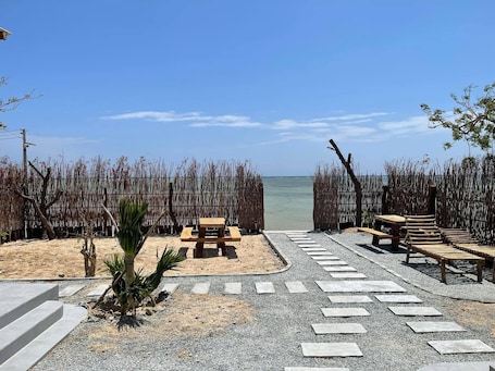 House, 2 Bedrooms, Ocean View | Exterior