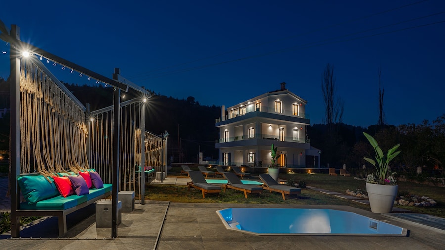 Mythos Luxury Villa-Skiathos