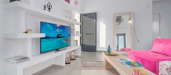 Mythos Luxury Villa-Skiathos