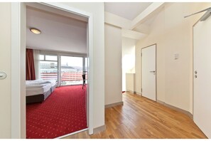 Unclassified image, 3 of 20, button - Acora City Apart Living the City (Hamburg)