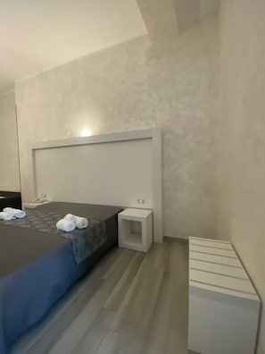Chambre de base | Coffre-fort, bureau, accès au Wi-Fi (inclus)