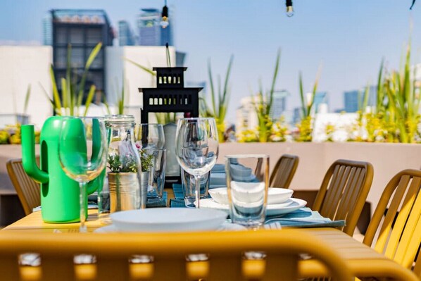 Outdoor dining