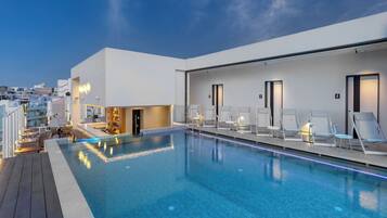 Deluxe Double Room Pool Front | Terrace/patio