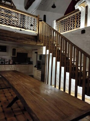 Dining - Sun in Terre de Brie with spa (Doue)