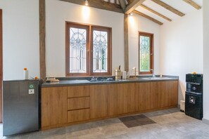 Villa, 2 Bedrooms | Shared kitchen - Singgah di Ubud 1 (Ubud)