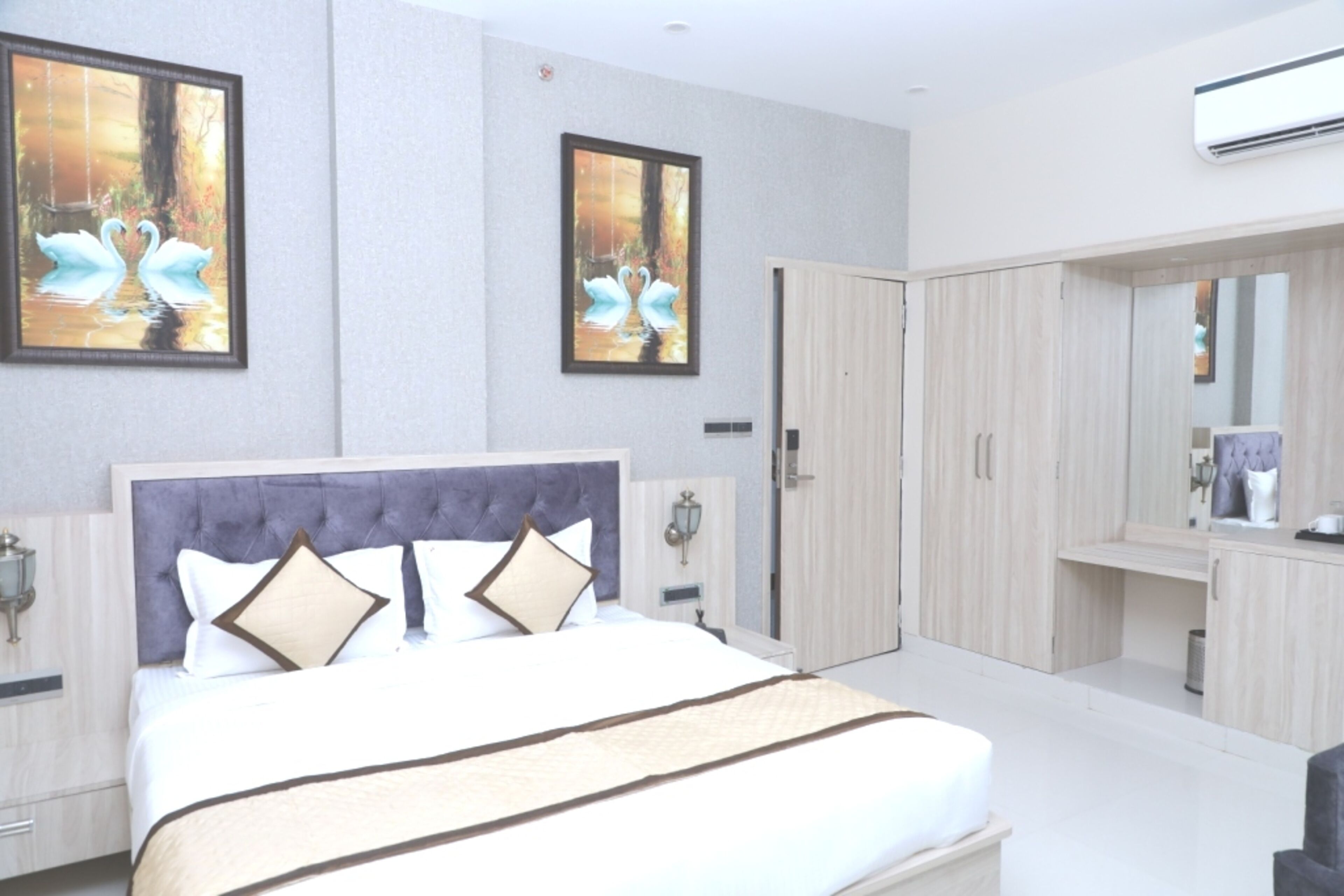 Foto - Pine Regency - Aravali's Peak view