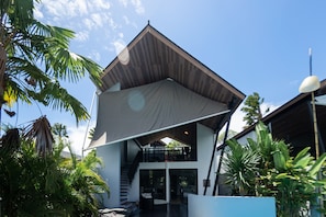 Ngoại thất