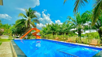 Alberca al aire libre