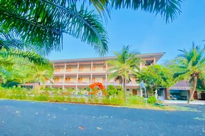 Exterior - Chanpailin Omarzaa (Krabi)