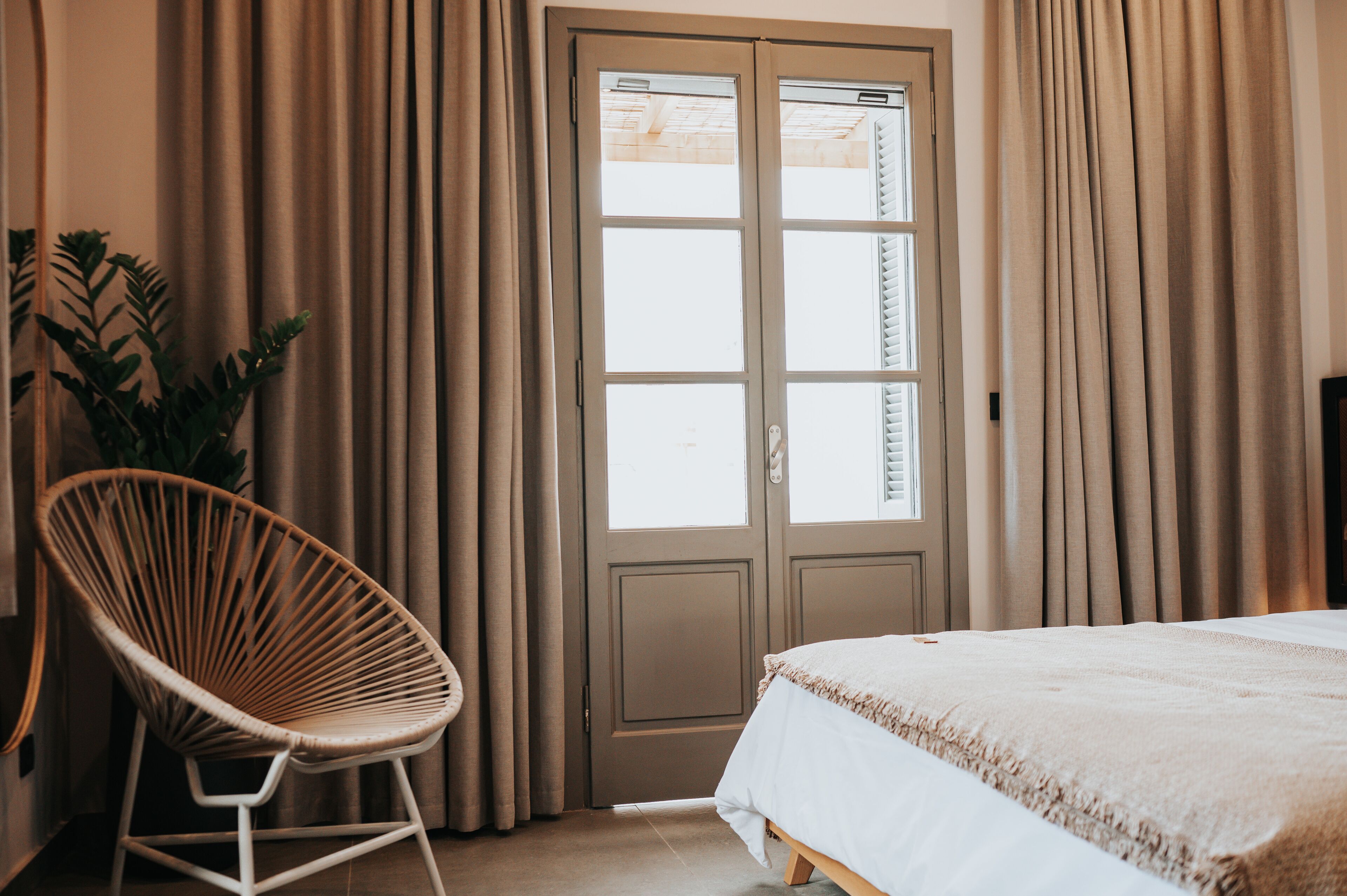 Double or Twin Room | Premium bedding, memory foam beds, desk, blackout drapes