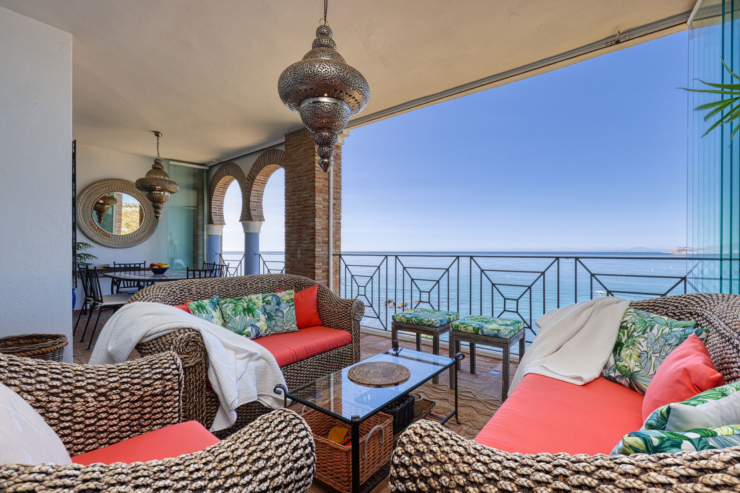 Apartamento "Penthouse La Perla de la Bahia 3" con vistas al mar, piscina compartida y Wi-Fi