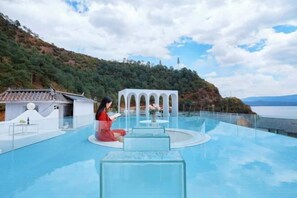 Alberca al aire libre