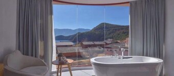 Lugu Lake Jimei Du Nuo Wu Yun Inn