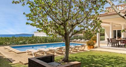 Villa 'Sa Torre' with Sea Views, Private Pool and Wi-Fi