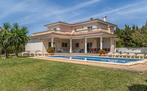 Exterior - Villa 'Sa Torre' with Mountain View, Private Pool and Wi-Fi (Llucmajor)