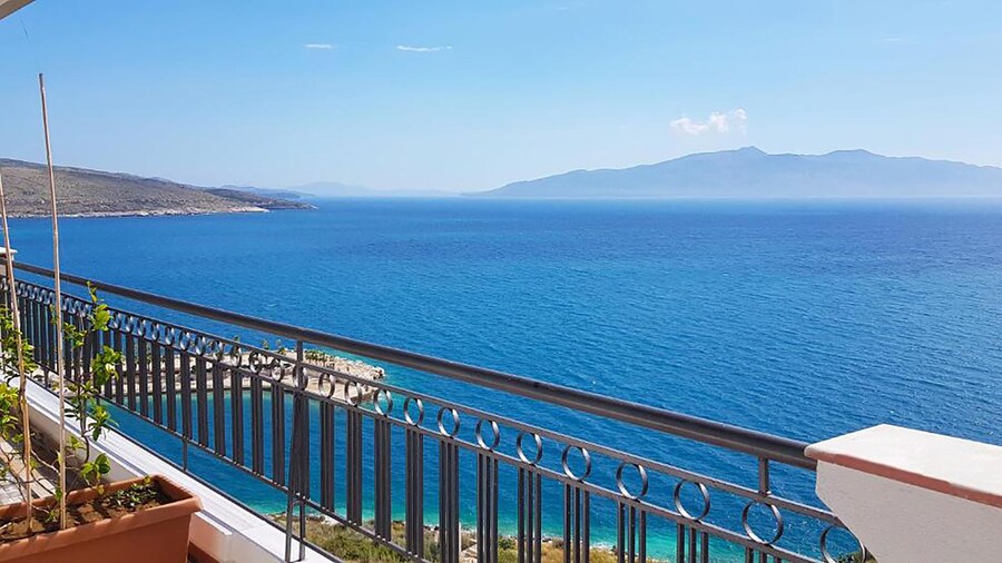 Asi Rooftop Hotel