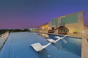 Alberca al aire libre 