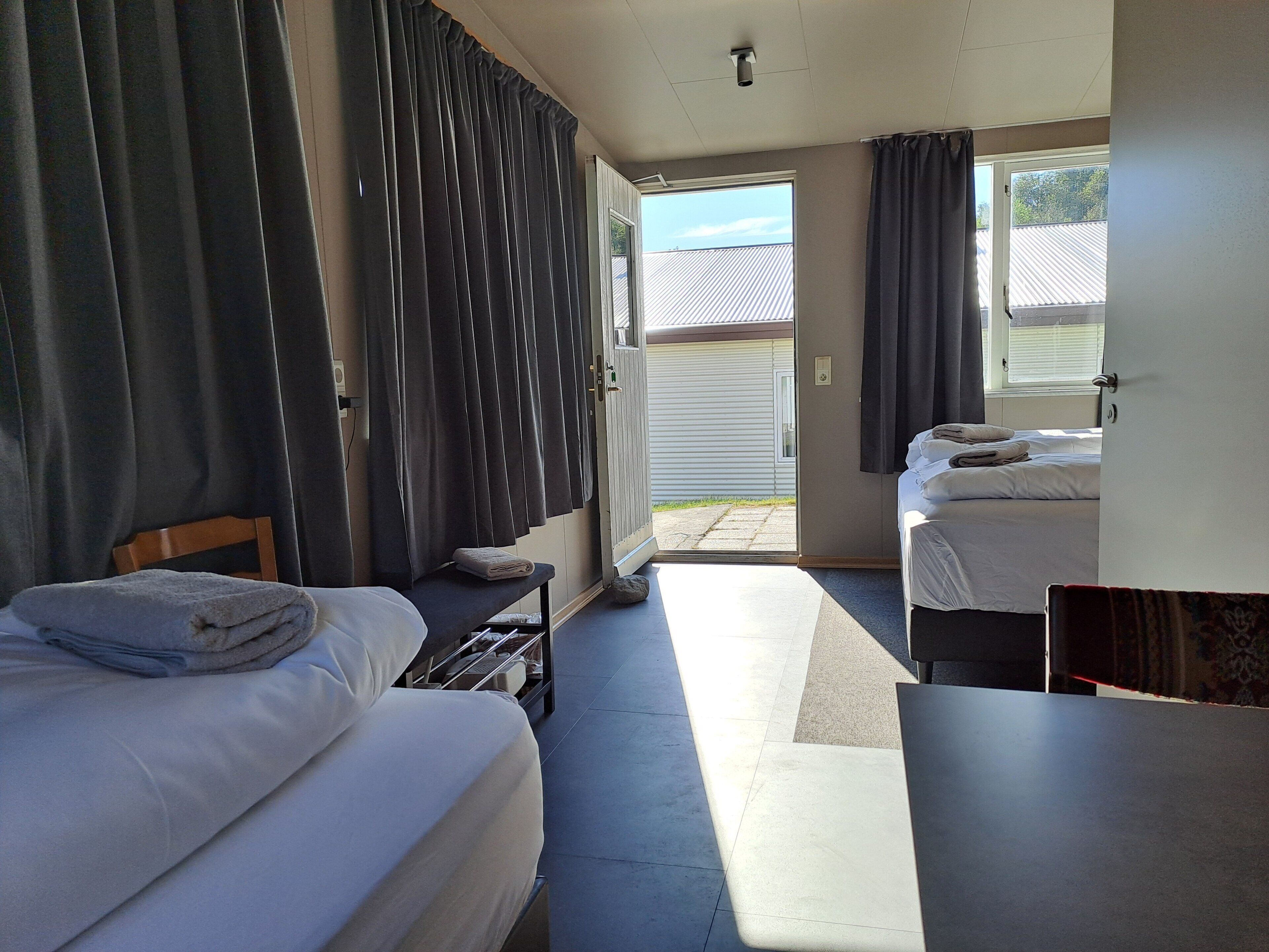 Superior Triple Room, Annex Building | Desk, laptop workspace, free WiFi, bed sheets