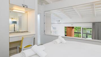 3 chambres, literie de qualité supérieure, fer et planche à repasser