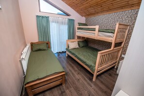 Family Villa | 3 bedrooms, free WiFi, bed sheets - Villa Garden Bakuriani Green (Borjomi)