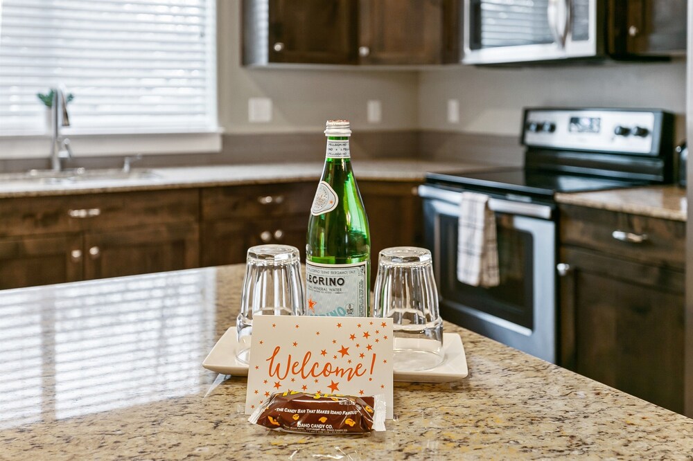 Classy Home By The Village | Boise Town Square-59