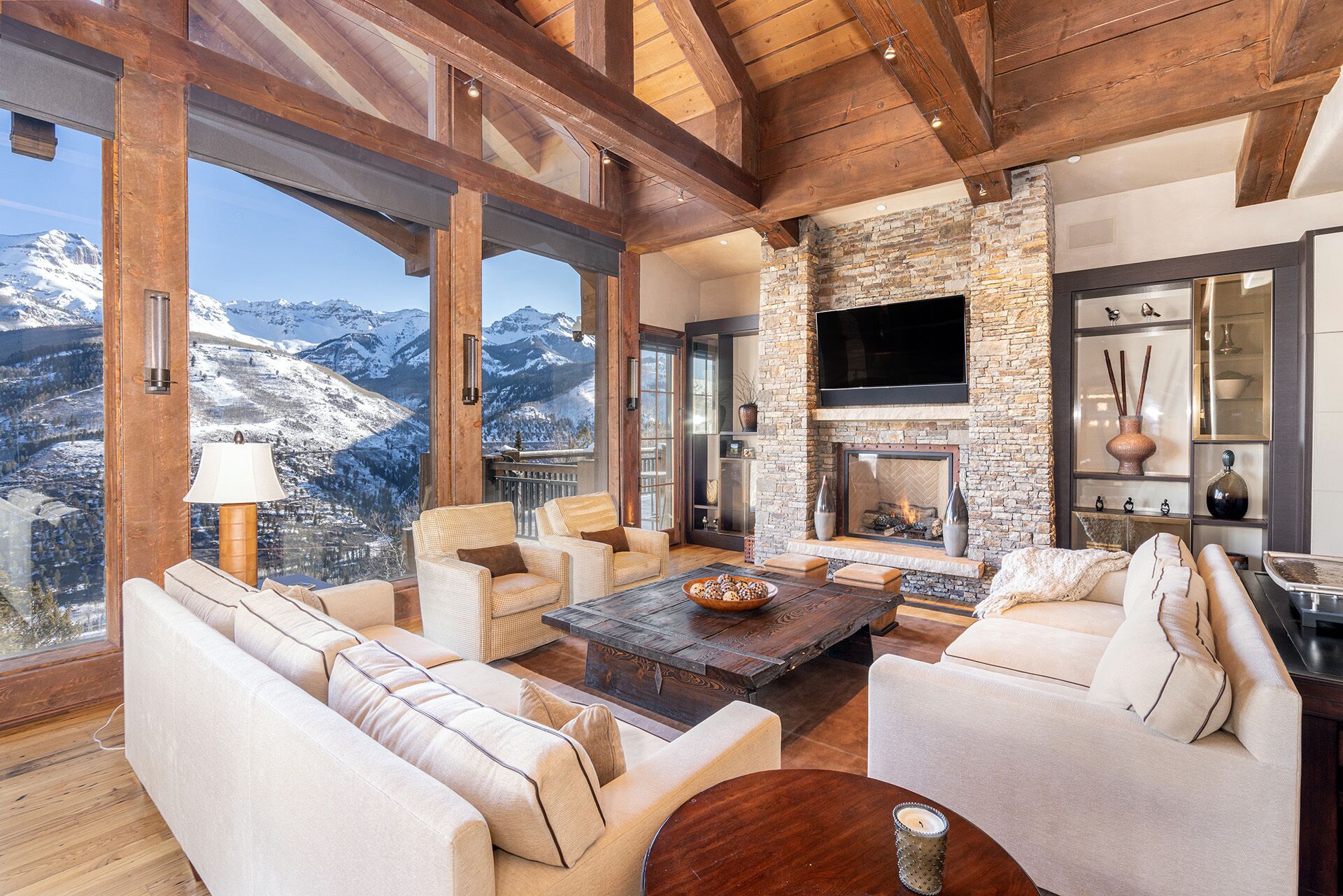 Lavish See Forever Penthouse with Panoramic Views