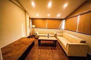 Family Room | Down comforters, memory foam beds, laptop workspace, blackout drapes - Hotel Square One By D'Polo Dharamshala  ID 92552899 (Dharamshala)