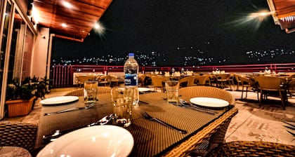 HOtel Square One by D'Polo Dharamshala