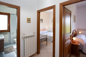 2 bedrooms, WiFi - Raffy's House quiet apartment surrounded by nature (Pianillo)