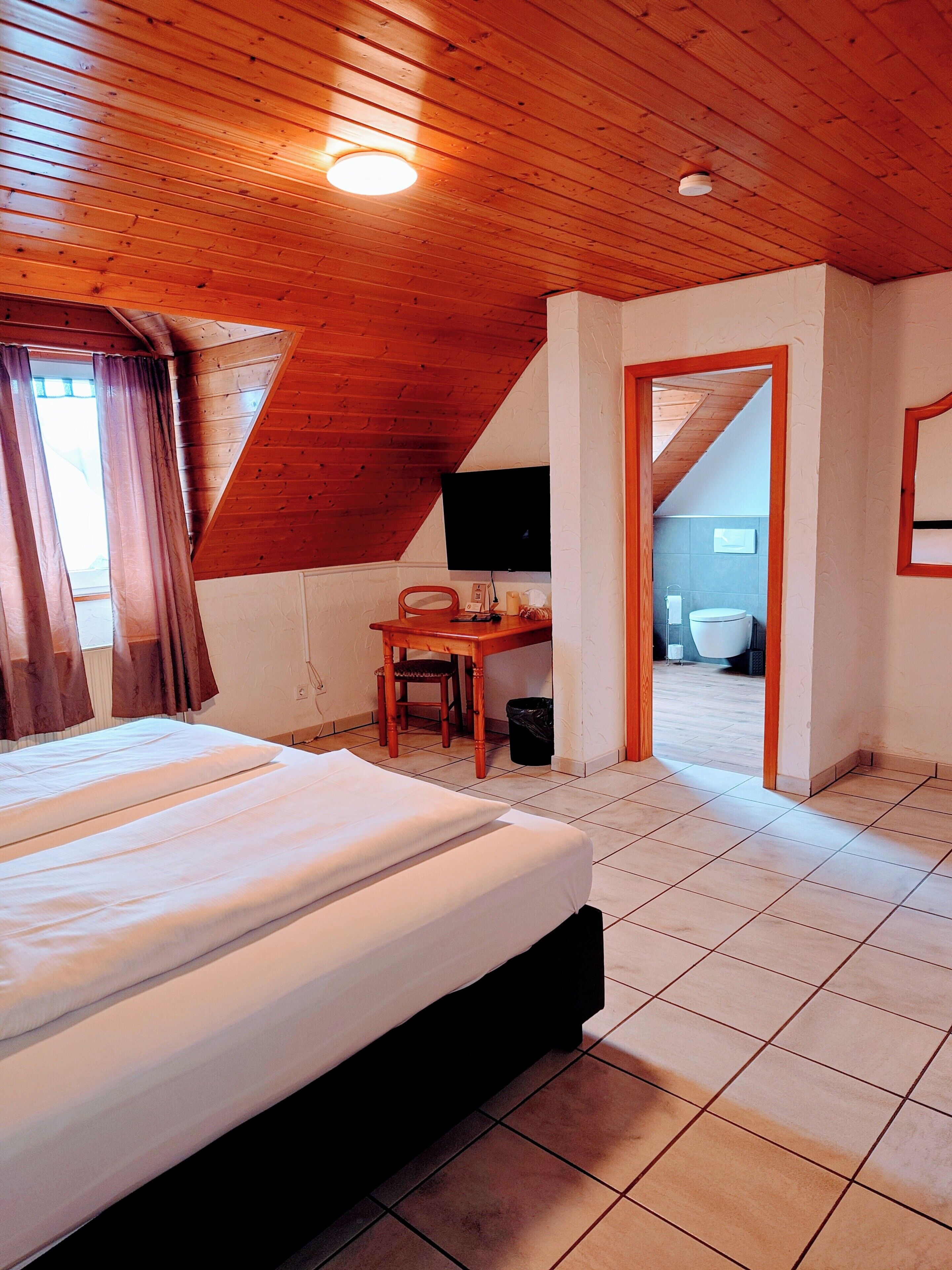 Classic Double Room | Premium bedding, down duvets, individually decorated, desk