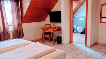 Classic Double Room | Premium bedding, down duvets, individually decorated, desk